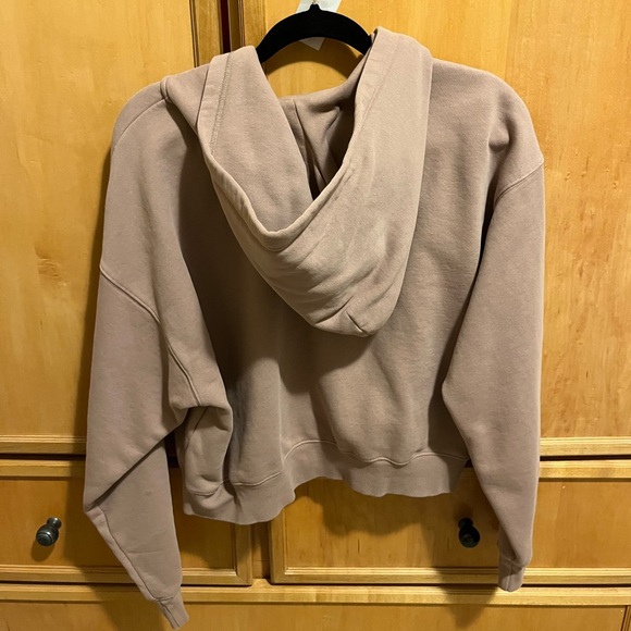 ARITZIA Cozy AF Sweatshirt - Picture 2 of 3